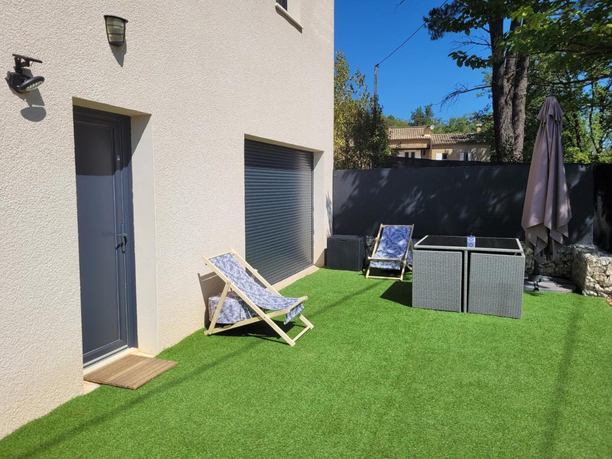 Appartement Tout Equipe En Rez-De-Jardin Entre Gard Et Ardeche Saint-Julien-de-Peyrolas Zewnętrze zdjęcie