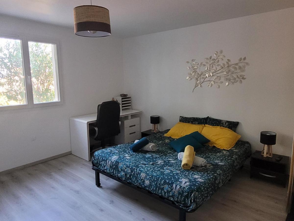 Appartement Tout Equipe En Rez-De-Jardin Entre Gard Et Ardeche Saint-Julien-de-Peyrolas Zewnętrze zdjęcie