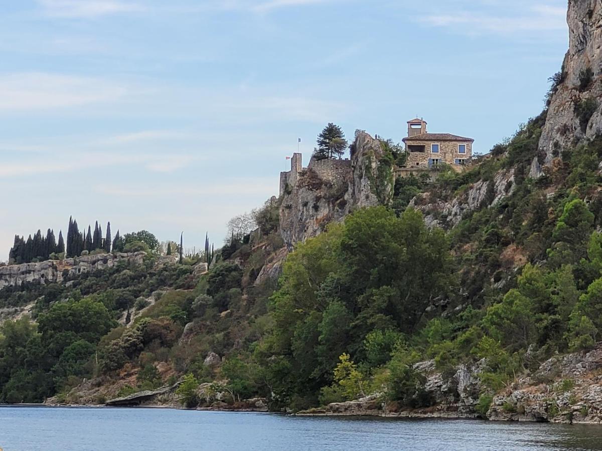 Appartement Tout Equipe En Rez-De-Jardin Entre Gard Et Ardeche Saint-Julien-de-Peyrolas Zewnętrze zdjęcie